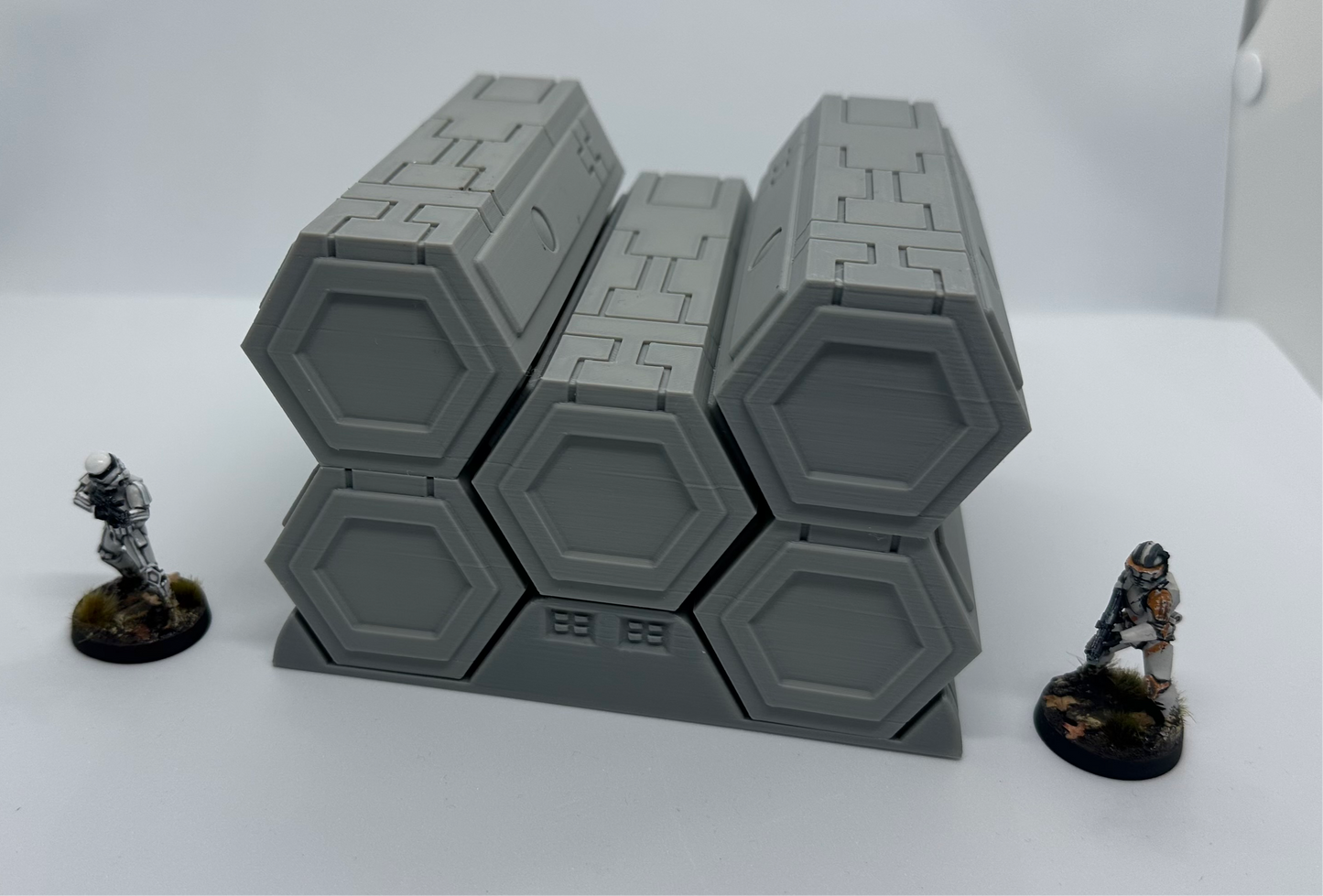 SciFi Tau Container and Stand 40K Necromunda Scifi Scatter Terrain 28mm Stargrave