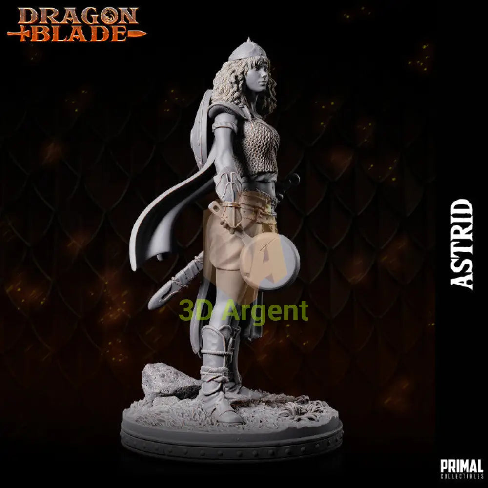 Astride Fighter Rogue – Dragonblade – Primal Collectibles Resin Mini - Toys & Games:Wargames &