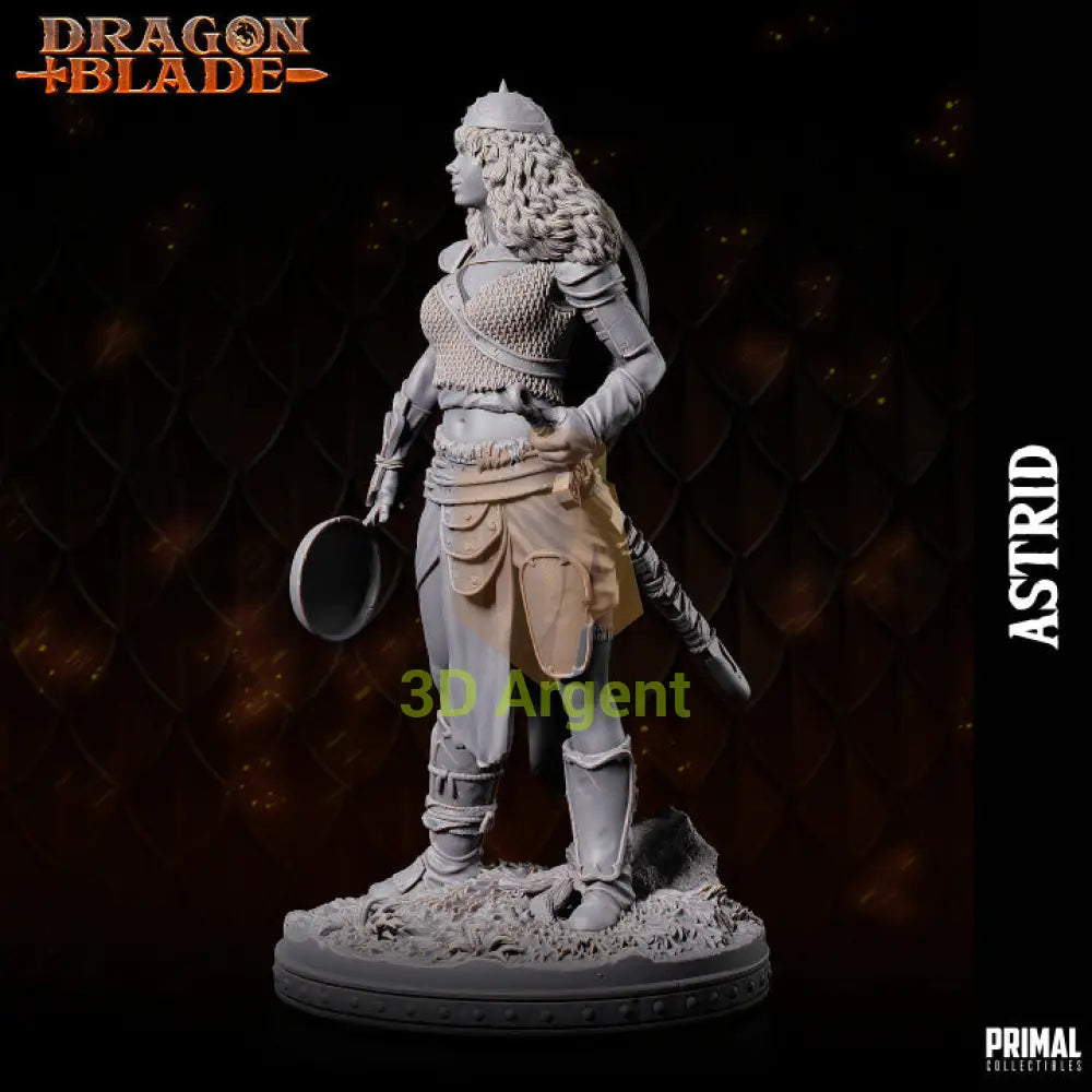 Astride Fighter Rogue – Dragonblade – Primal Collectibles Resin Mini - Toys & Games:Wargames &